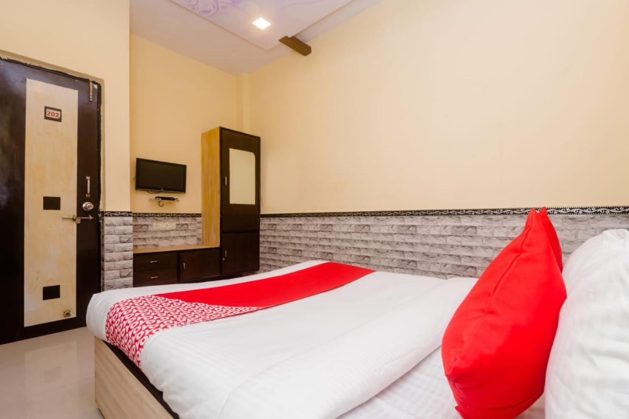 Hotel Nivara 나비뭄바이 외부 사진